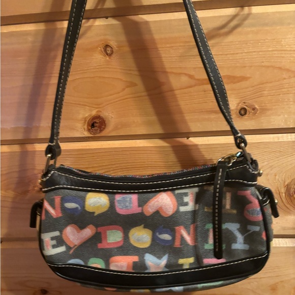 Y2K Dooney and Bourke shoulder bag - Picture 2 of 5